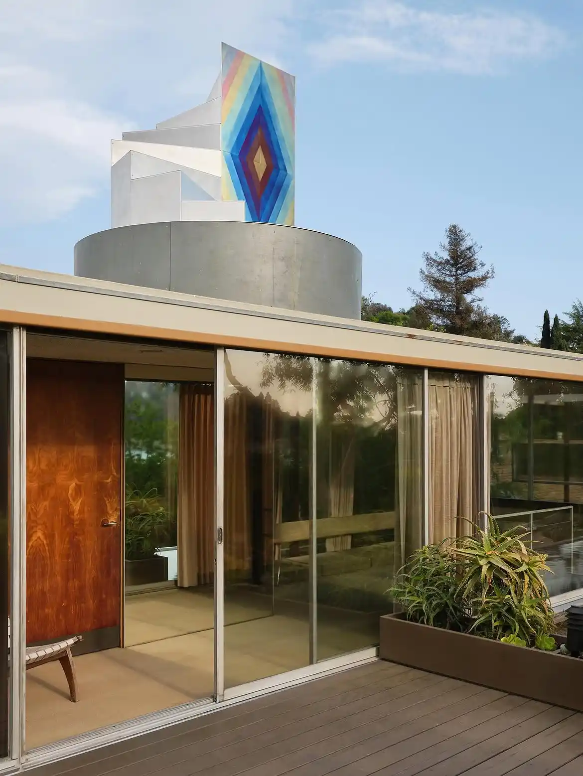 Neutra VDL Studio and Residences