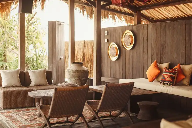 Mari Beach Club
