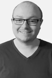 Portrait of Solutions Architect Ken in black and white