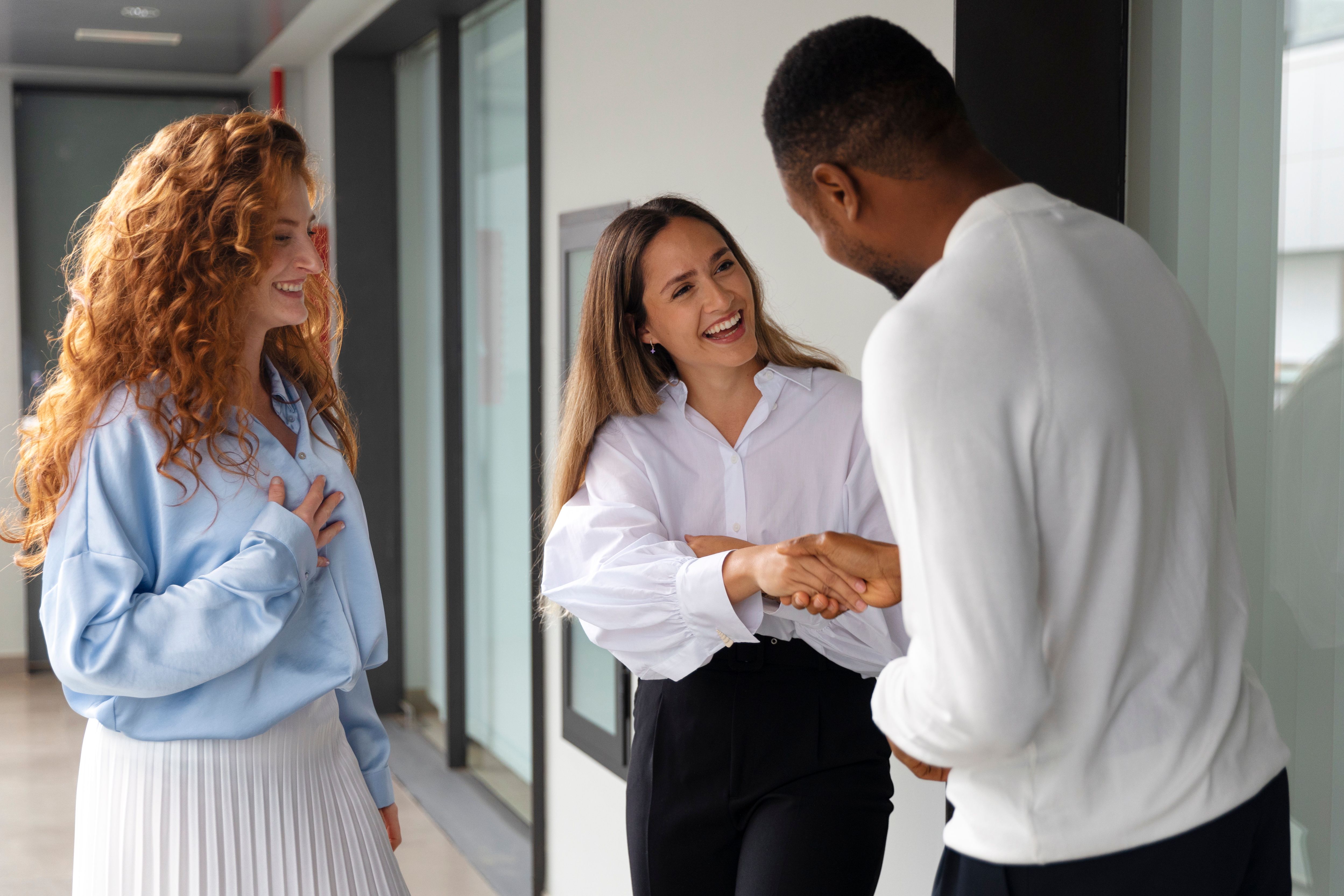 Como Montar um Programa de Onboarding para Vendedores e Acelerar sua Produtividade | Foto: MK +2 via Unsplash
