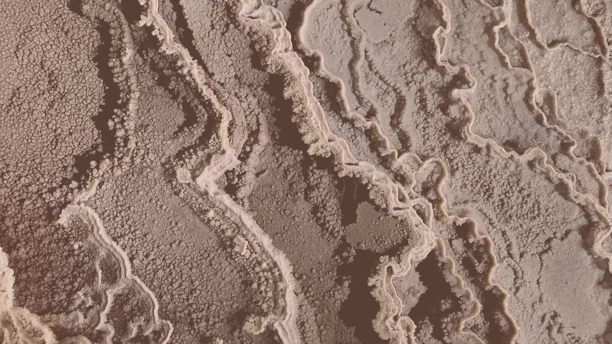 Cave fractals