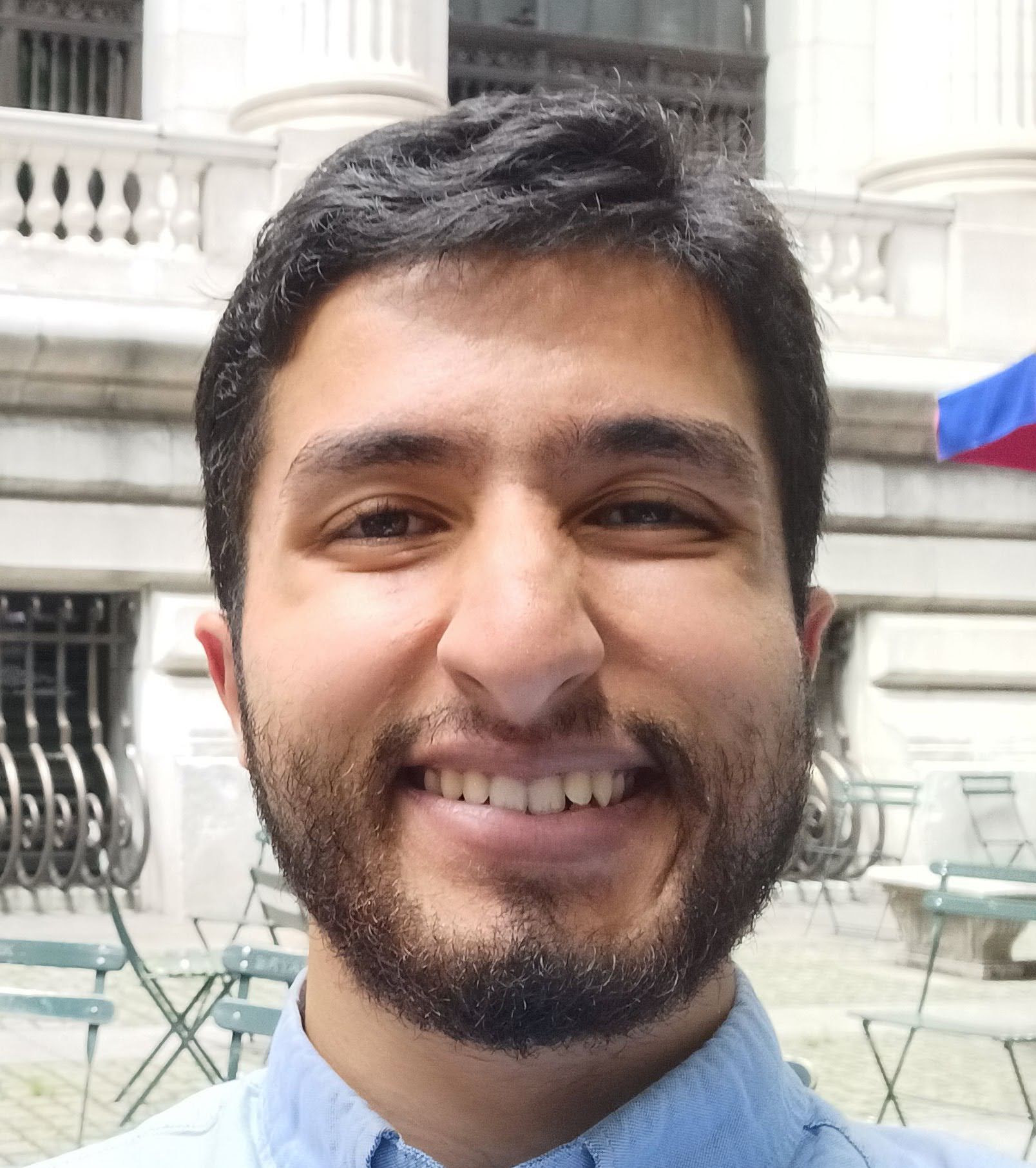 author-profile-pic