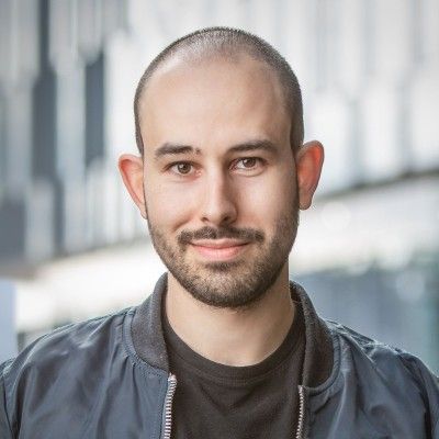 author-profile-pic