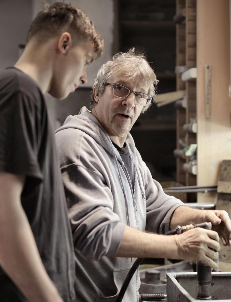 An older man demonstrates a tool to a younger man in a workshop.βββββο»Ώβο»Ώββββββο»Ώο»Ώβο»Ώβββββββββο»Ώββββββο»Ώββββββο»Ώβββββββο»Ώβο»Ώββββββο»Ώββββββο»Ώβββο»Ώββββο»Ώβββββββο»Ώο»Ώββββββο»Ώββββββββββο»Ώβββββββββββββββο»Ώβββββββββββο»Ώβββο»Ώβββο»Ώβββο»Ώβο»Ώβο»Ώββββο»Ώο»Ώββο»Ώο»Ώββο»Ώββββββββο»Ώβββο»Ώβββββο»Ώββββο»Ώββββο»Ώββο»Ώο»Ώββο»Ώο»Ώβββββο»Ώβο»Ώββββββο»Ώβββο»Ώββο»Ώβο»Ώββββββο»Ώββββββο»Ώβββο»Ώββββο»Ώββο»Ώβο»Ώβο»Ώβββο»Ώββββββββββββο»Ώο»Ώββο»Ώο»Ώβο»Ώβο»Ώβο»Ώβββο»Ώββββββββββββο»Ώο»Ώββο»Ώο»Ώββββββο»Ώββο»Ώββββββββο»Ώββο»Ώββββο»Ώο»Ώβββββββββββββο»Ώββββο»Ώο»Ώββο»Ώβββο»Ώο»Ώβββββββββο»Ώο»Ώββο»Ώβββο»Ώβββββββο»Ώβο»Ώββββββο»Ώββο»Ώβββββββο»Ώββββββββο»Ώο»Ώββο»Ώββο»Ώβο»Ώβββββββββο»Ώο»Ώββο»Ώβββββββββο»Ώβββββο»Ώβββο»Ώβο»Ώβο»Ώββββββββο»Ώββο»Ώβββο»Ώβββο»Ώββββββββο»Ώββο»Ώβββββο»Ώβο»Ώββββββββο»Ώββββββο»Ώβββο»Ώβββο»Ώββββο»Ώββο»Ώβββββββο»Ώβββββο»Ώβββββο»Ώβο»Ώβο»Ώβββββββο»Ώβββο»Ώβο»Ώβο»Ώβββββββο»Ώβο»Ώβο»Ώβββο»Ώβββο»Ώβββββββο»Ώο»Ώββο»Ώββββο»Ώο»Ώβο»Ώβο»Ώβο»Ώβββο»Ώβο»Ώβο»Ώβββββββο»Ώβββββββο»Ώο»Ώβββββββο»Ώββββββββο»Ώββββββο»Ώβββββββο»Ώββο»Ώβββο»Ώο»Ώο»Ώβββββββββο»Ώβο»Ώβββββββββο»Ώββββο»Ώββο»Ώο»Ώββββββο»Ώβββο»Ώβββο»Ώβββο»Ώβο»Ώβββββο»Ώβο»Ώβββββββββο»Ώβββββββββββο»Ώββββββββο»Ώββββββββο»Ώβββο»Ώβββββο»Ώββββο»Ώββββο»Ώββο»Ώο»Ώββο»Ώο»Ώβββββο»Ώβο»Ώββββββο»Ώβββο»Ώββο»Ώβο»Ώββββββο»Ώββββββο»Ώβββο»Ώββββο»Ώββο»Ώβο»Ώβο»Ώβββο»Ώββββββββββββο»Ώο»Ώβββββο»Ώβββββββο»Ώβο»Ώβο»Ώβββο»Ώββββββββββββο»Ώο»Ώβββββββββββββο»Ώο»Ώββο»Ώβββββββββο»Ώβββββο»Ώβββο»Ώβο»Ώβο»Ώββββββββο»Ώββο»Ώβββο»Ώβββο»Ώββββββββο»Ώββο»Ώβββββο»Ώβο»Ώββββββββο»Ώββββββο»Ώβββο»Ώβββο»Ώββββο»Ώββο»Ώβββββββο»Ώβββββο»Ώβββββο»Ώβο»Ώβο»Ώβββββββο»Ώβββο»Ώβο»Ώβο»Ώβββββββββββο»Ώβββο»Ώβββο»Ώβββββββο»Ώο»Ώββο»Ώββββο»Ώο»Ώβο»Ώβο»Ώβο»Ώβββββββο»Ώβββββββο»Ώβββββββο»Ώο»Ώβββββββο»Ώββββββββο»Ώββββββο»Ώβββββββο»Ώββο»Ώβββββββο»Ώβββββββο»Ώβββο»Ώβο»Ώβο»Ώβββββββββο»Ώβο»Ώβββββββο»Ώβββββββο»Ώο»Ώββο»Ώβββο»Ώββββββββο»Ώββββββο»Ώβο»Ώβββββββββββββββββο»Ώο»Ώβ