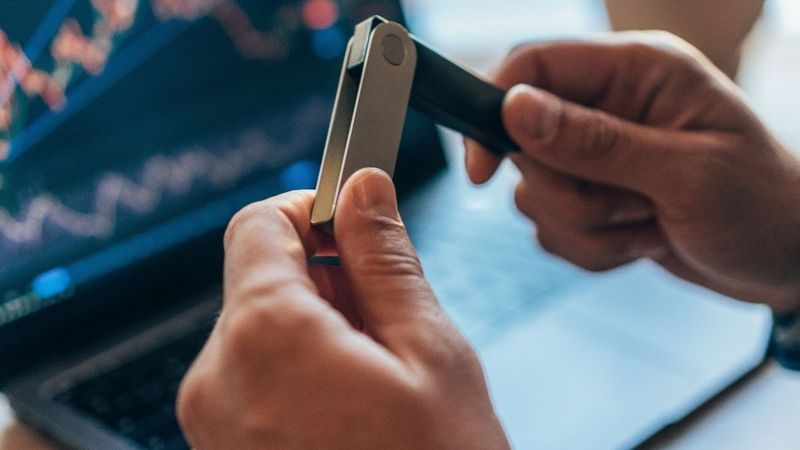 Kryptolommebok forklart: slik oppbevarer du bitcoin trygt