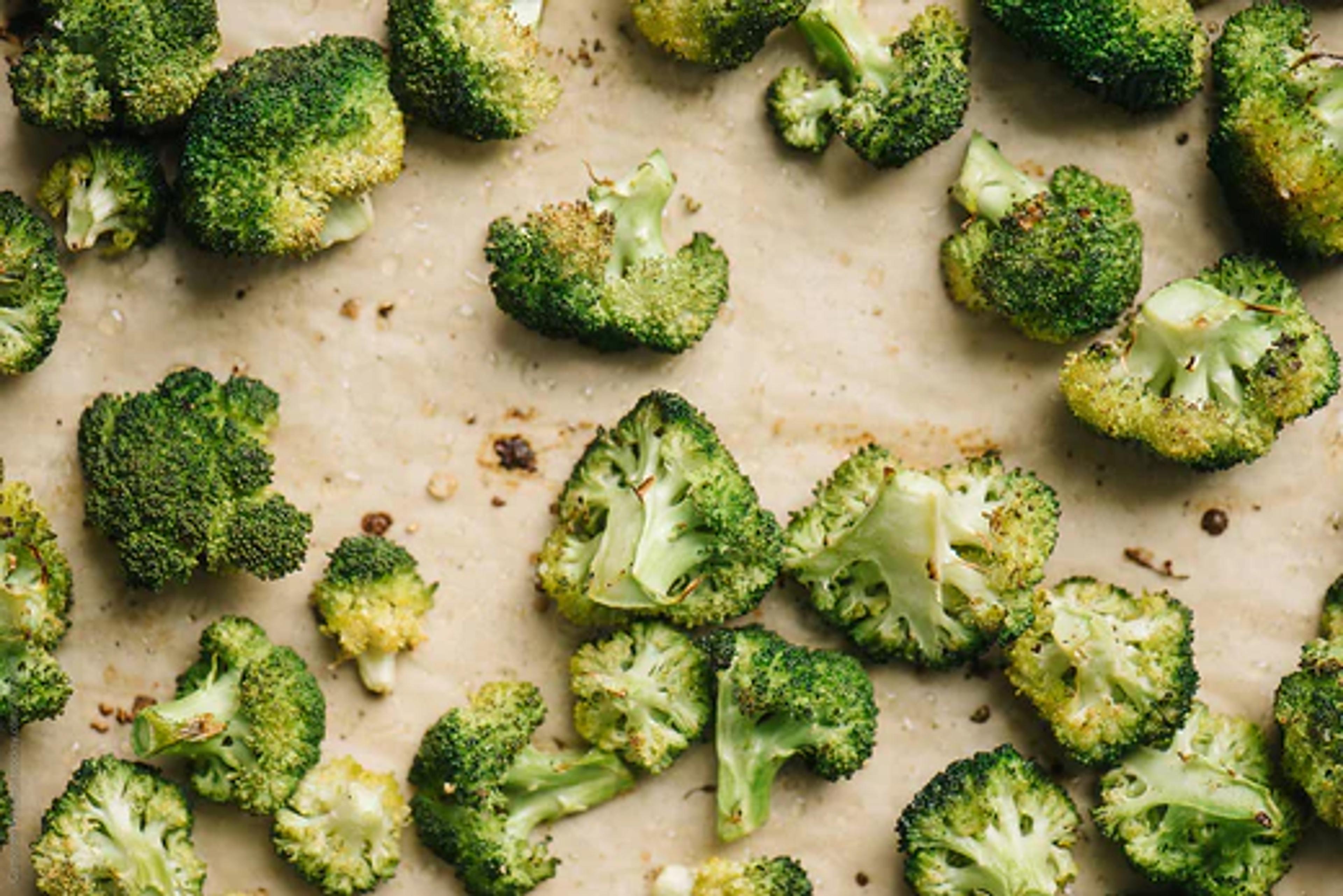 Crispy Roasted Broccoli with Garlic and Parsley