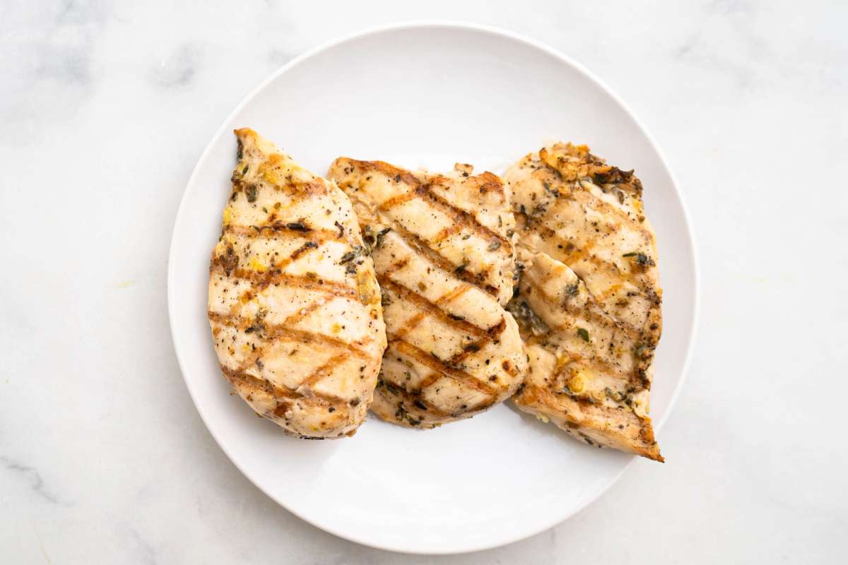 where to buy grilled chicken