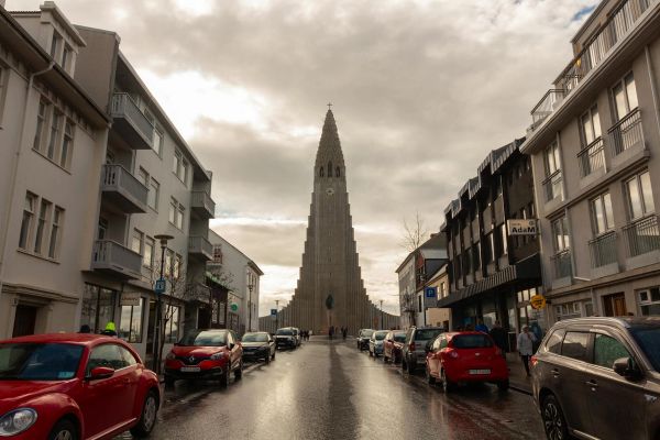 Skólavörðustígur — Rainbow Street to Hallgrímskirkja