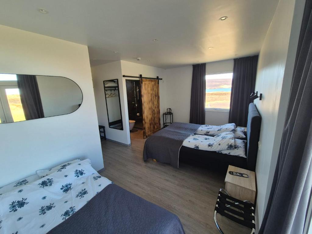 Vestmannsvatn Guesthouse