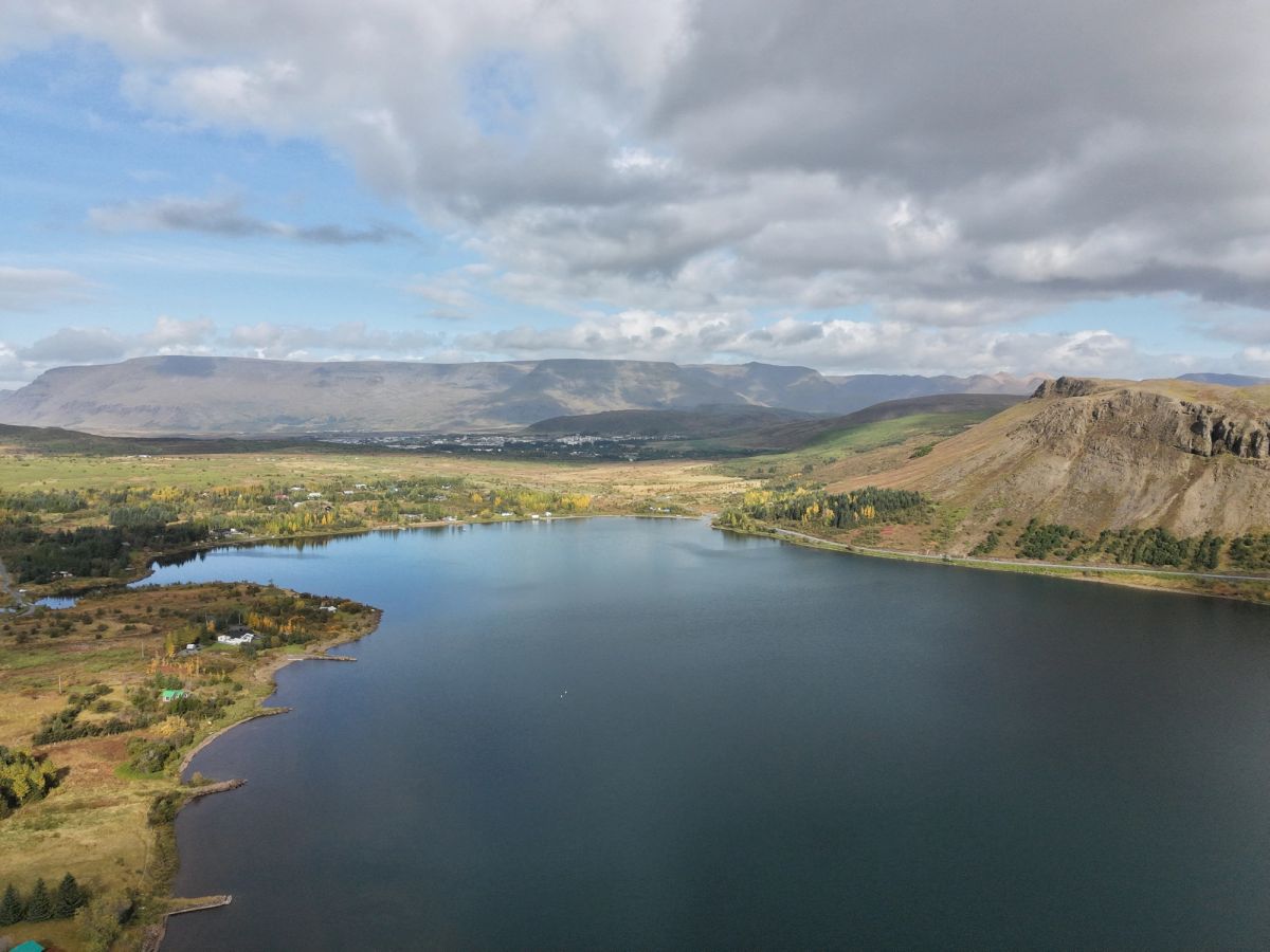 Hafravatn: el lago tranquilo al borde de Reykjavík in capital-region — photo 6