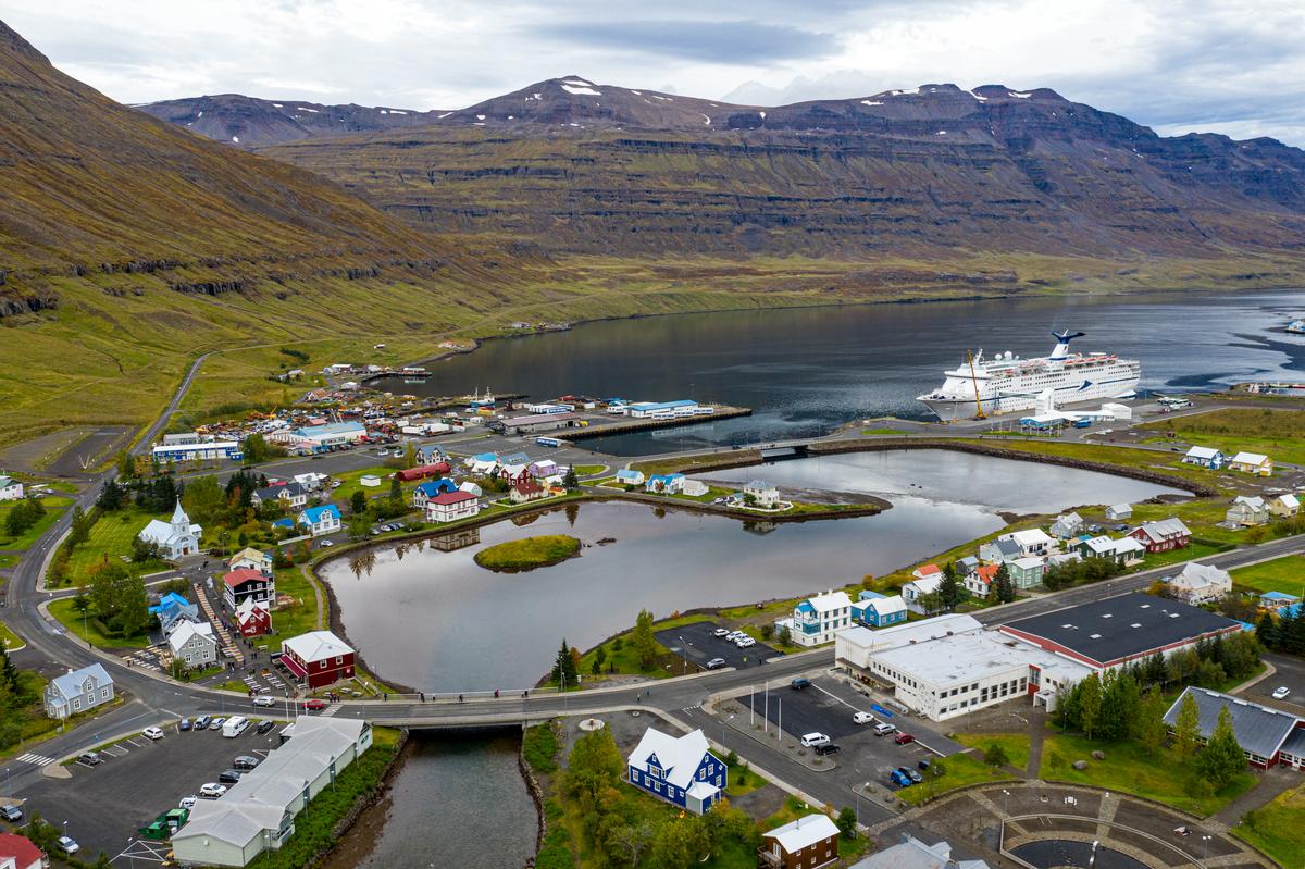 Seyðisfjörður Town