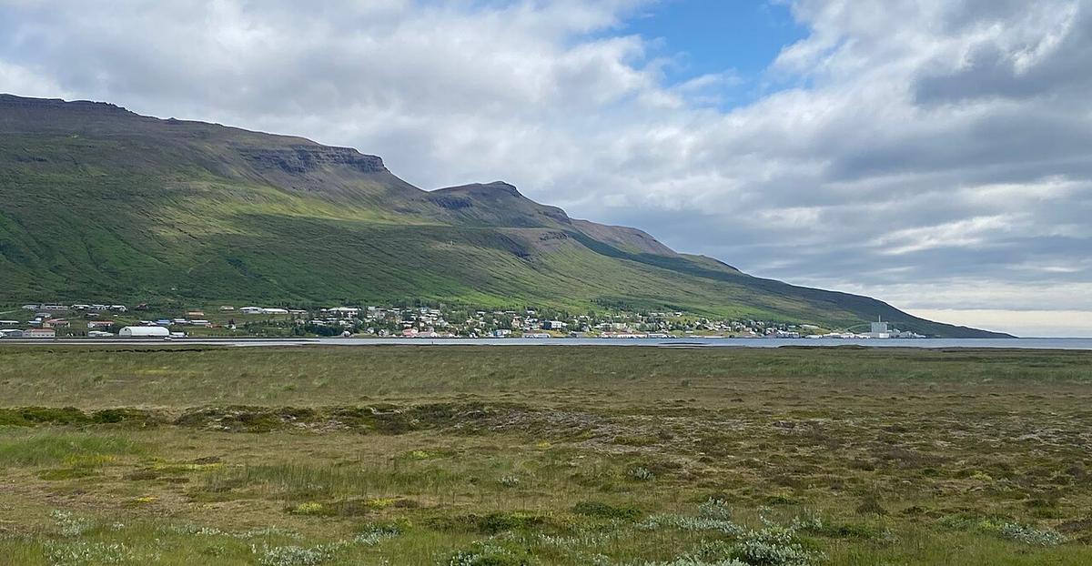 Kolfreyjustaðarkirkja