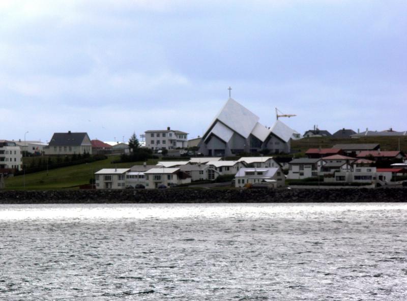 Seltjarnarnes — The Quiet Peninsula at the Edge of Reykjavík