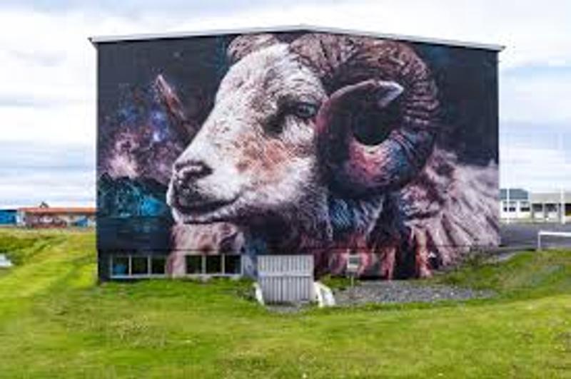 Hellissandur street art