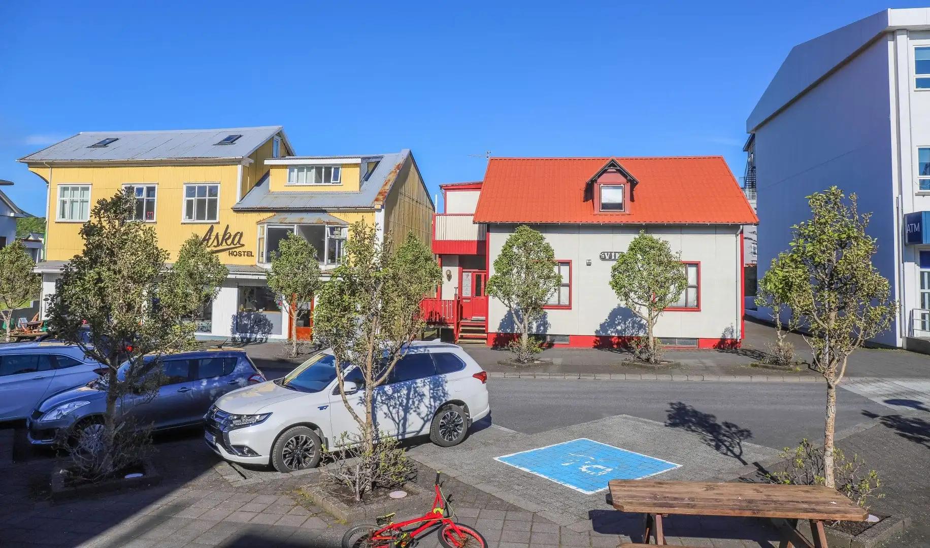 Lava Guesthouse