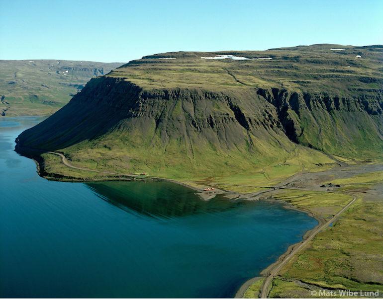 Skápadalur við Garðar (stálskip)