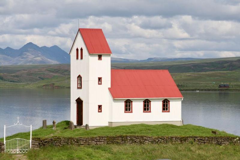 Úlfljótsvatnskirkja