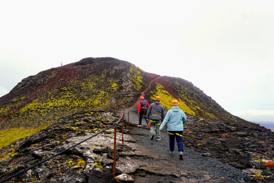 Dentro del Volcán – Nuestra Experiencia en Þríhnúkagígur