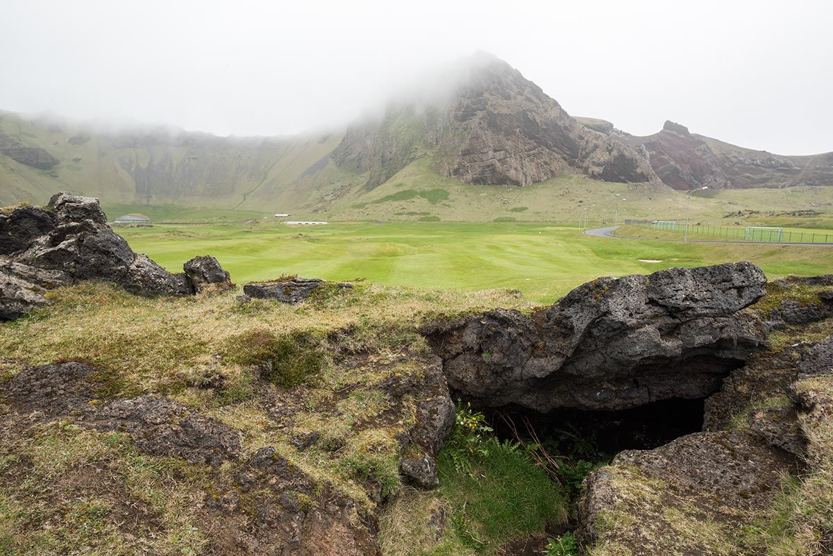 Hundraðsmannahellir