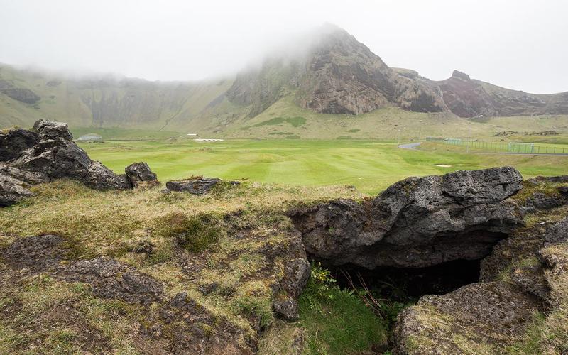 Hundraðsmannahellir
