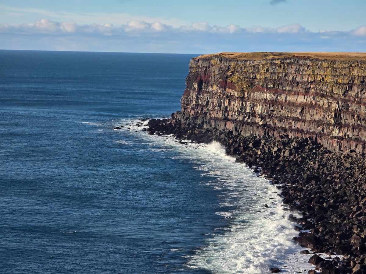 Krýsuvíkurbjarg — Reykjanes Bird Cliffs in reykjanes — photo 4