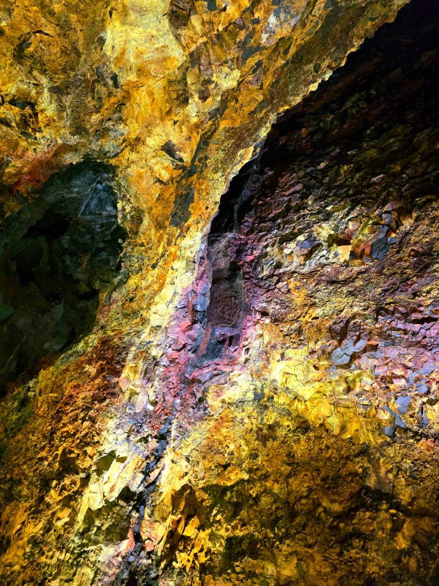 Dentro del Volcán – Nuestra Experiencia en Þríhnúkagígur