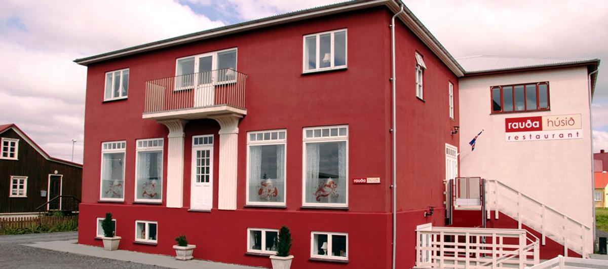 Rauða Húsið (The Red House)
