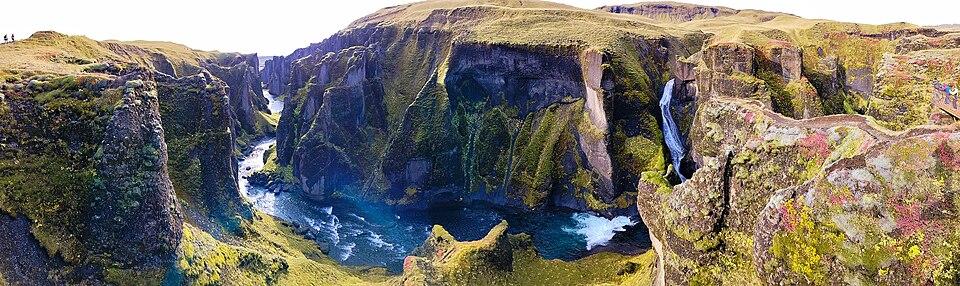 Fjaðrárgljúfur