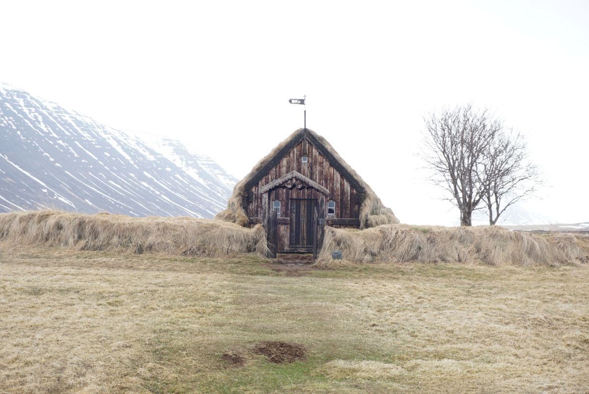 格拉法尔草皮教堂 in north-iceland — photo 1