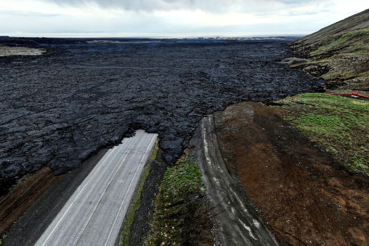 Grindavík & Sunken Road in reykjanes — photo 3