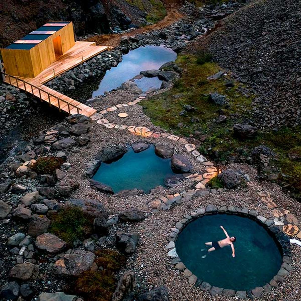 Húsafell Canyon Baths (Giljaböð)