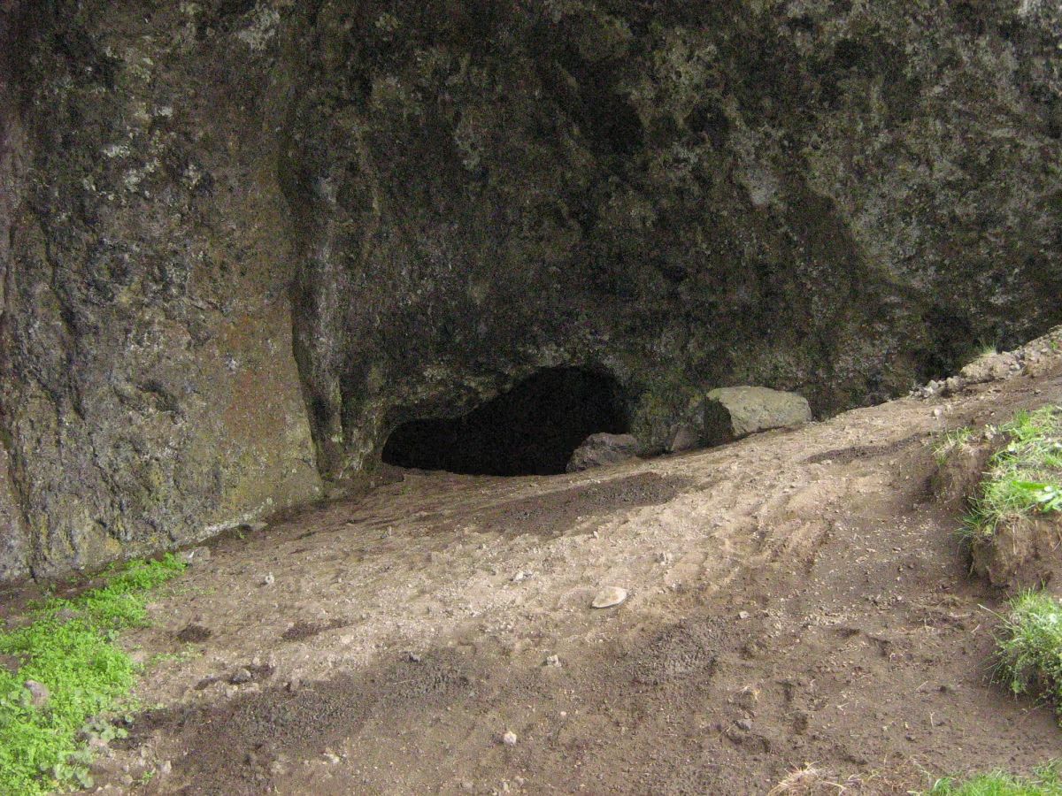 Magnahellir in highlands — photo 1