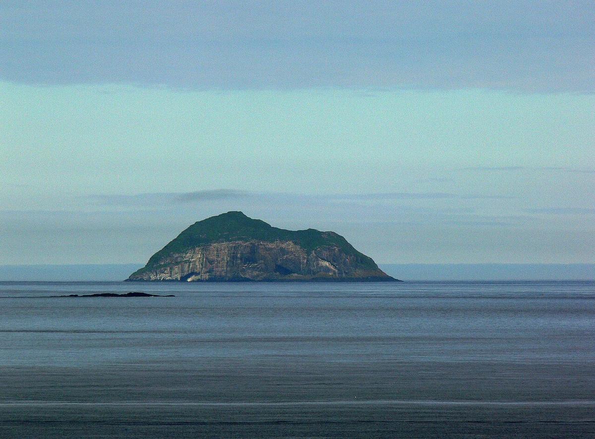 Skrúðshellir