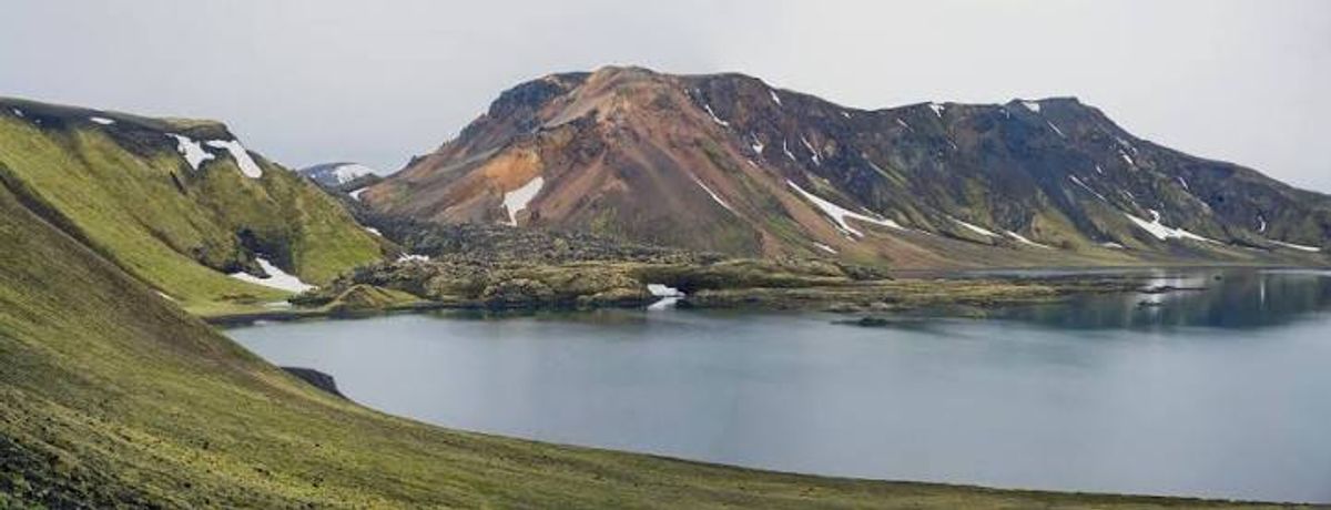 托尔法瓦特恩湖 in snaefellsnes