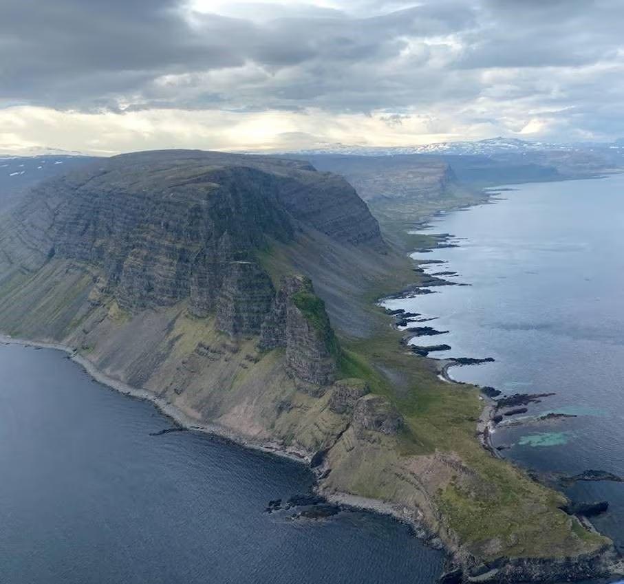 Drangar á Skógarströnd