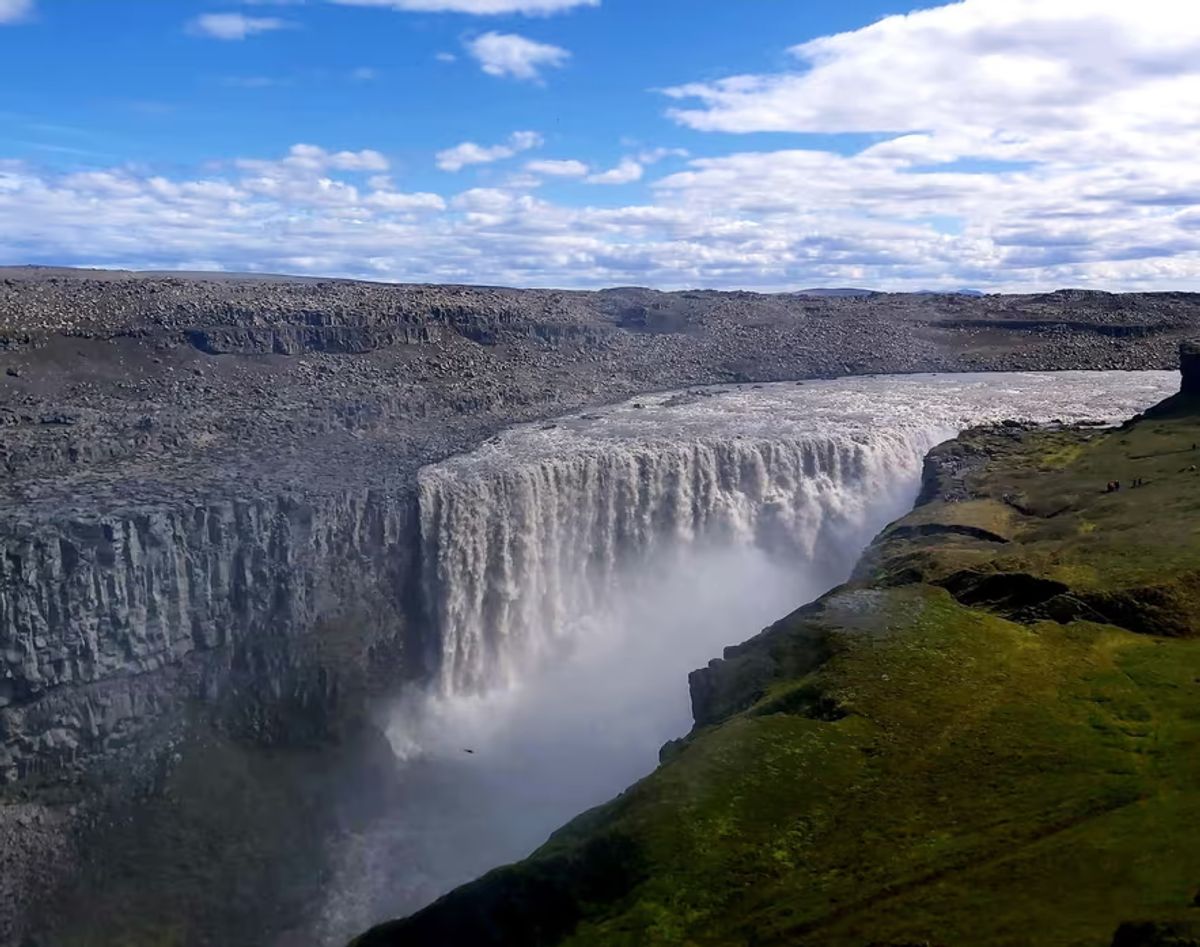 黛提瀑布 in north-iceland — photo 3