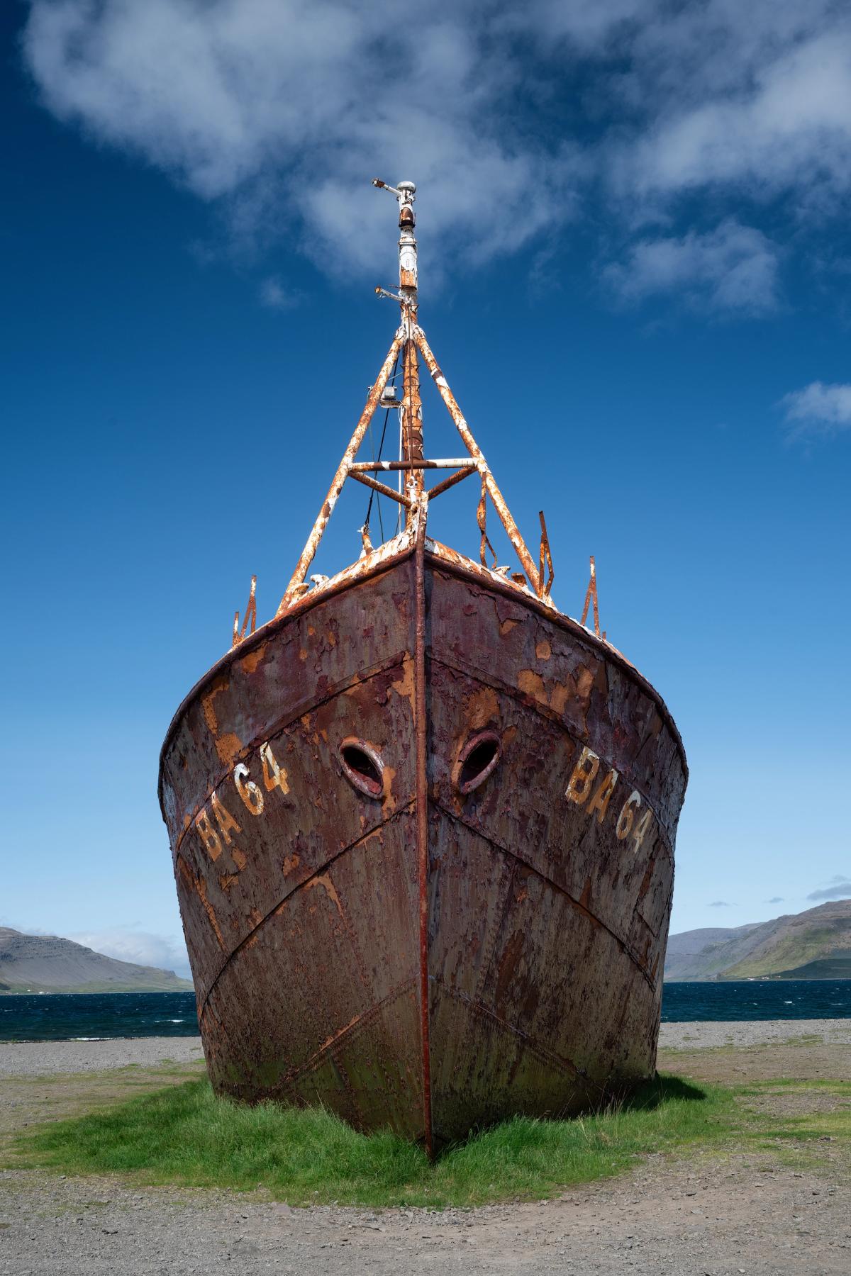 Garðar BA 64 Shipwreck