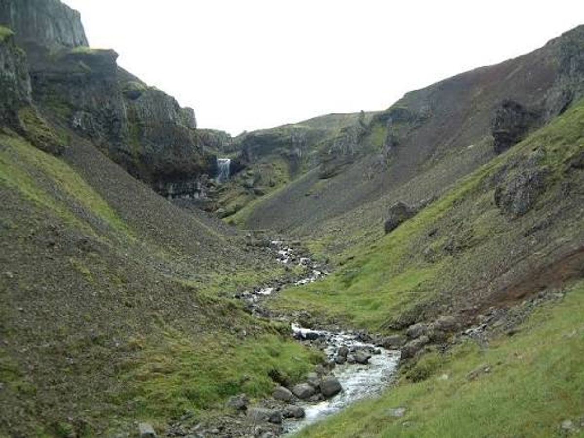 Surtarbrandsgil in westfjords — photo 1