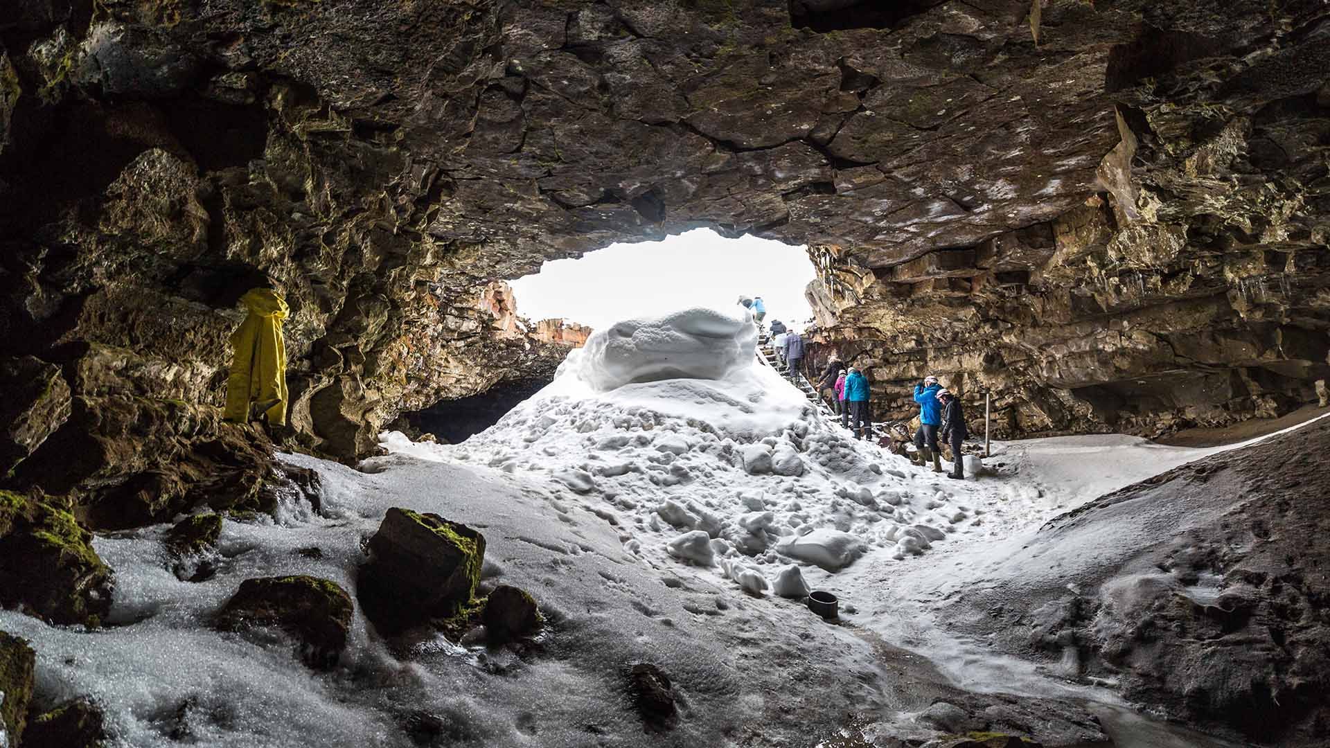 Lofthellir Lava Cave
