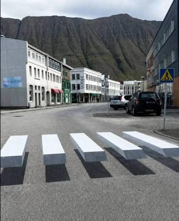3D pedestrian crossing
