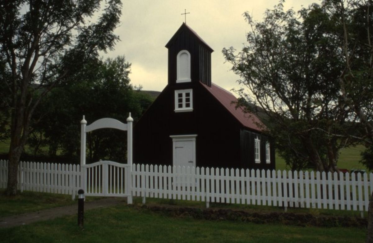 Miðdalskirkja