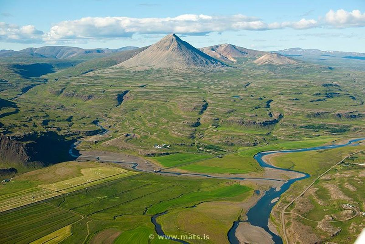 Baula in west-iceland — photo 1