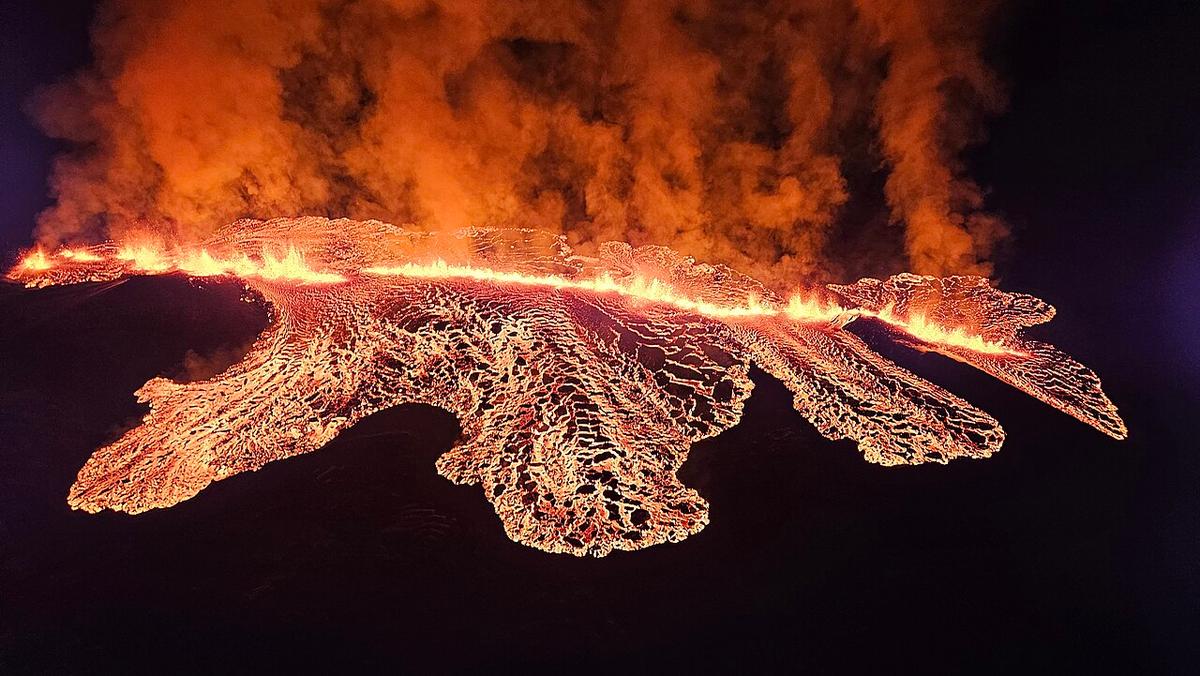 Stampar Crater