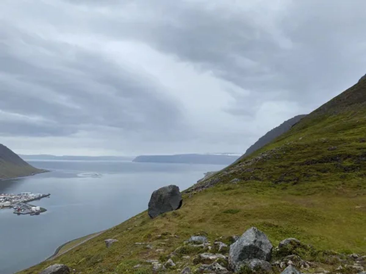 Naustahvilft – The Troll Seat