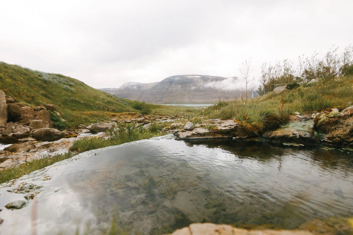 Brúarpotturinn Hot Pot