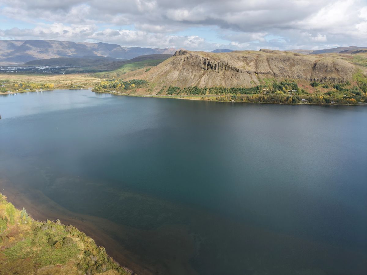 Hafravatn: el lago tranquilo al borde de Reykjavík in capital-region — photo 5