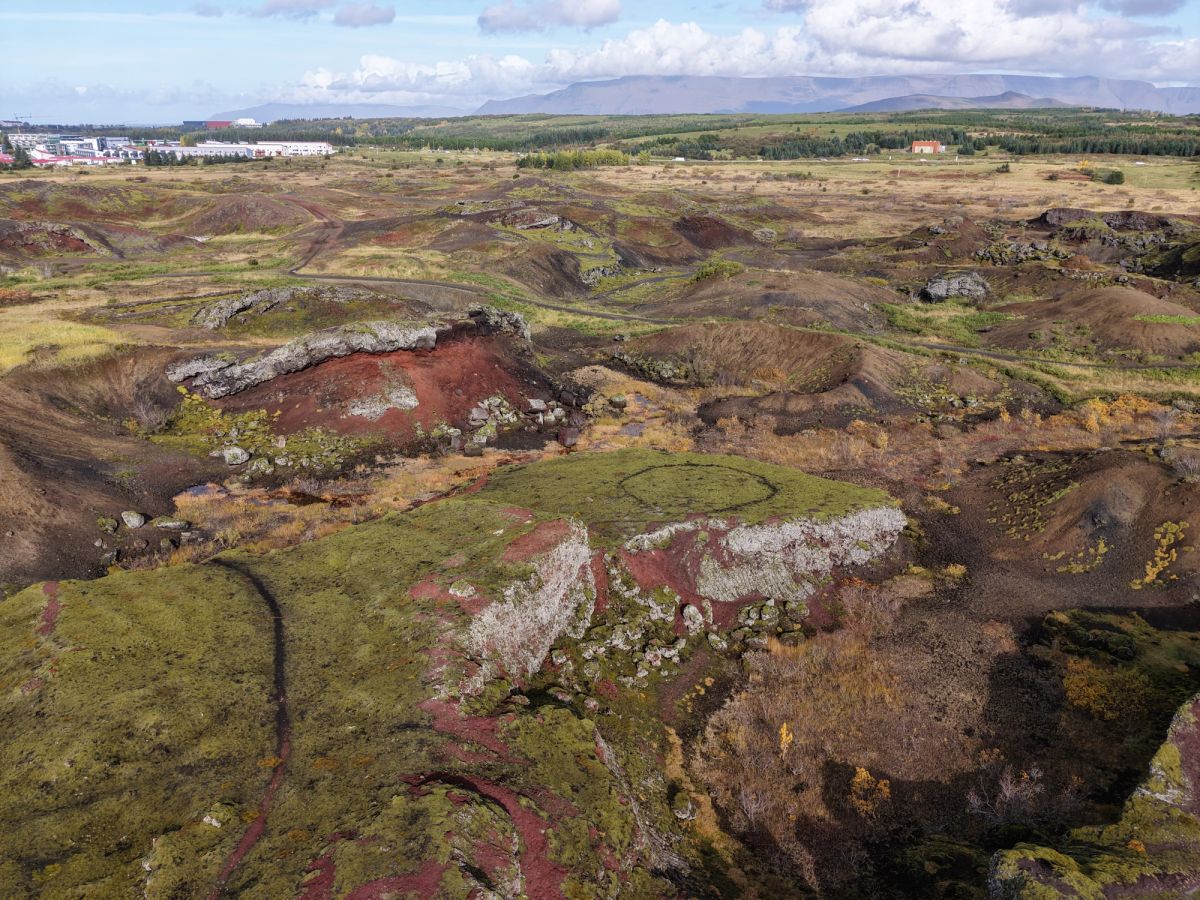 Rauðhólar — Colinas Rojas in capital-region — photo 3