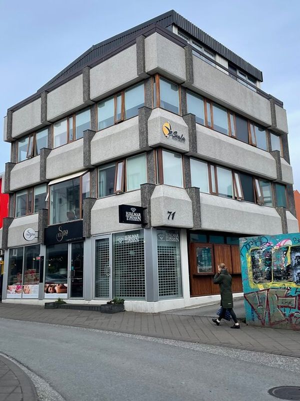 Svala Apartments