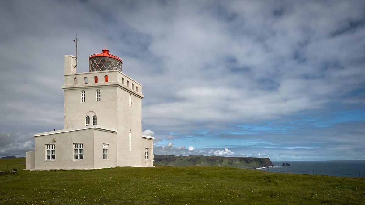 Dyrhólaeyjarviti