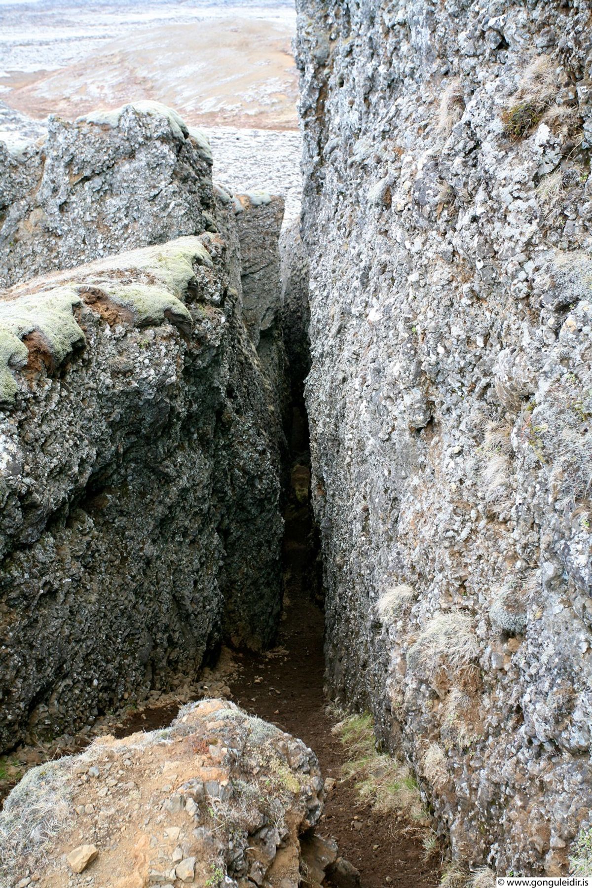 兰巴费尔斯峡谷 in reykjanes — photo 2